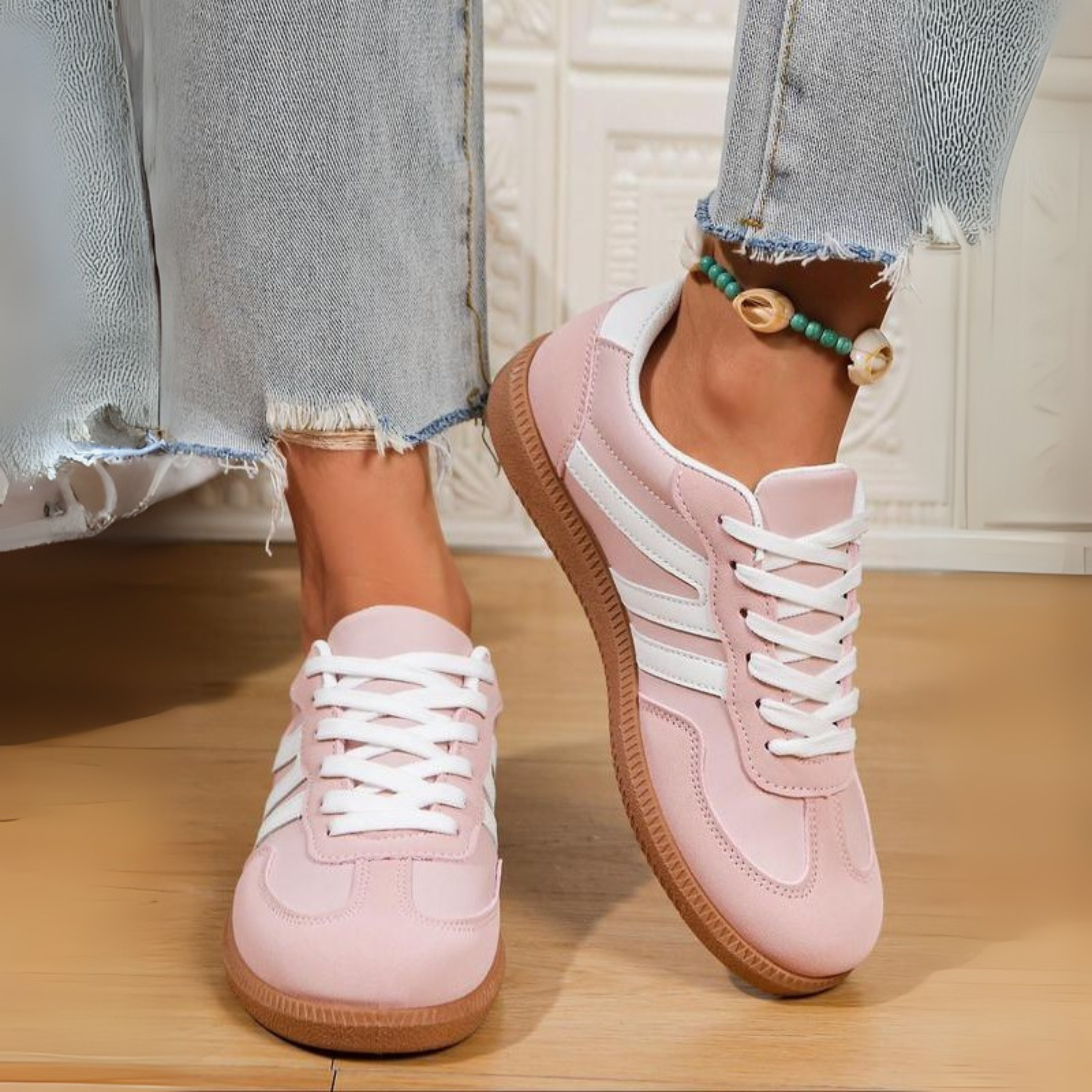 FUCHE™ - Comfy Lace-Up and Non-Slip Sneakers