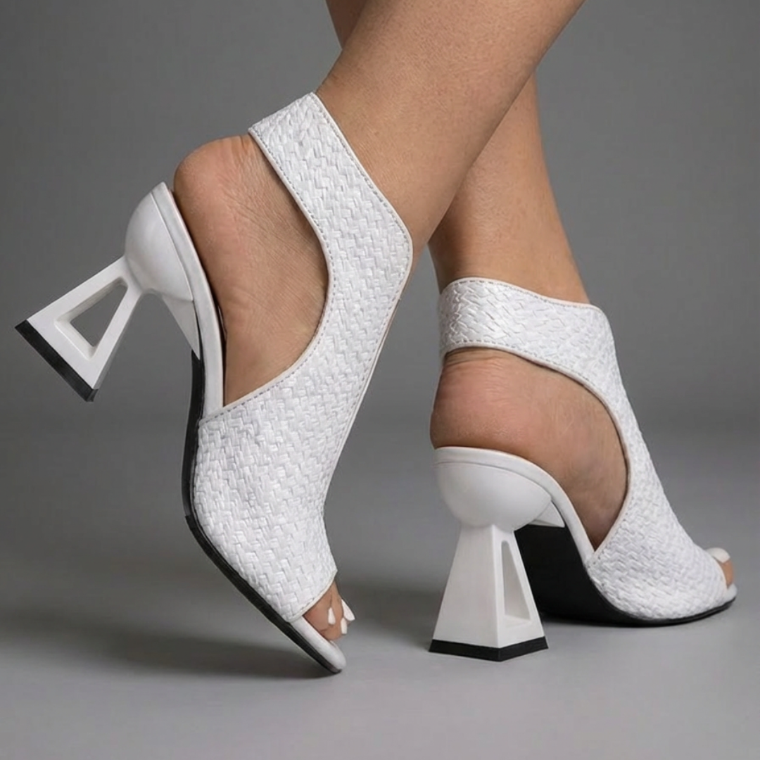 AURA™ – Elegant comfort heels